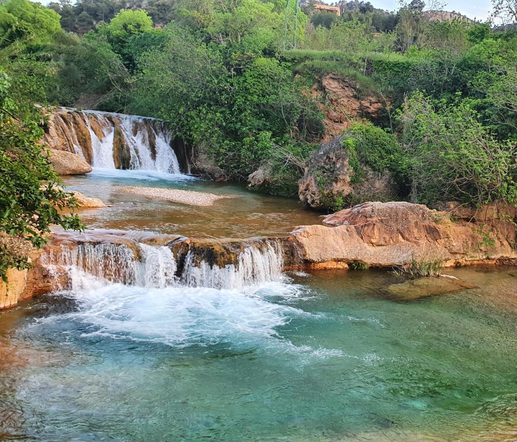 Apartamentos La Venta Del Rome Horta de Sant Joan Exteriör bild