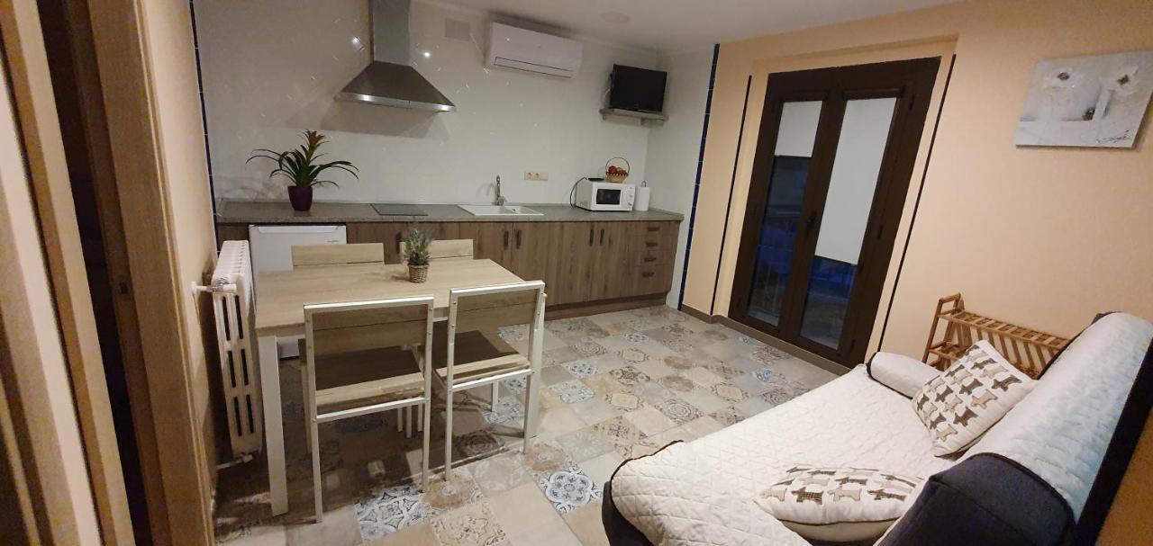 Apartamentos La Venta Del Rome Horta de Sant Joan Rum bild